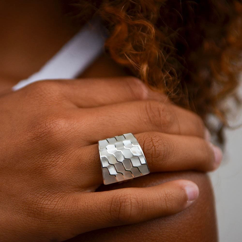 INCA ZICKZACK PERLENTASCHE