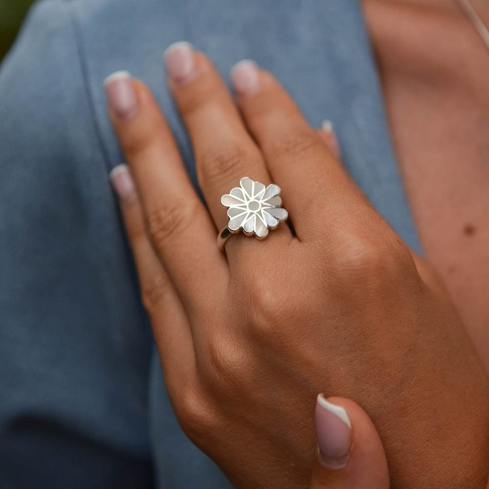 BAGUE INCA GARDENIA NACRE