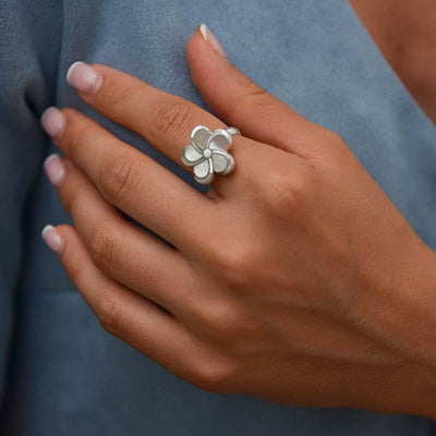 BAGUE INCA JONQUILLE NACRE