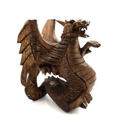 Dragón de madera