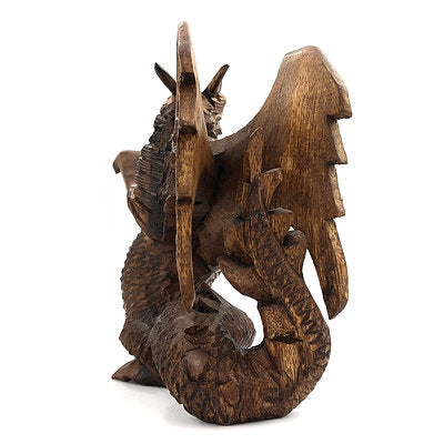 Dragón de madera