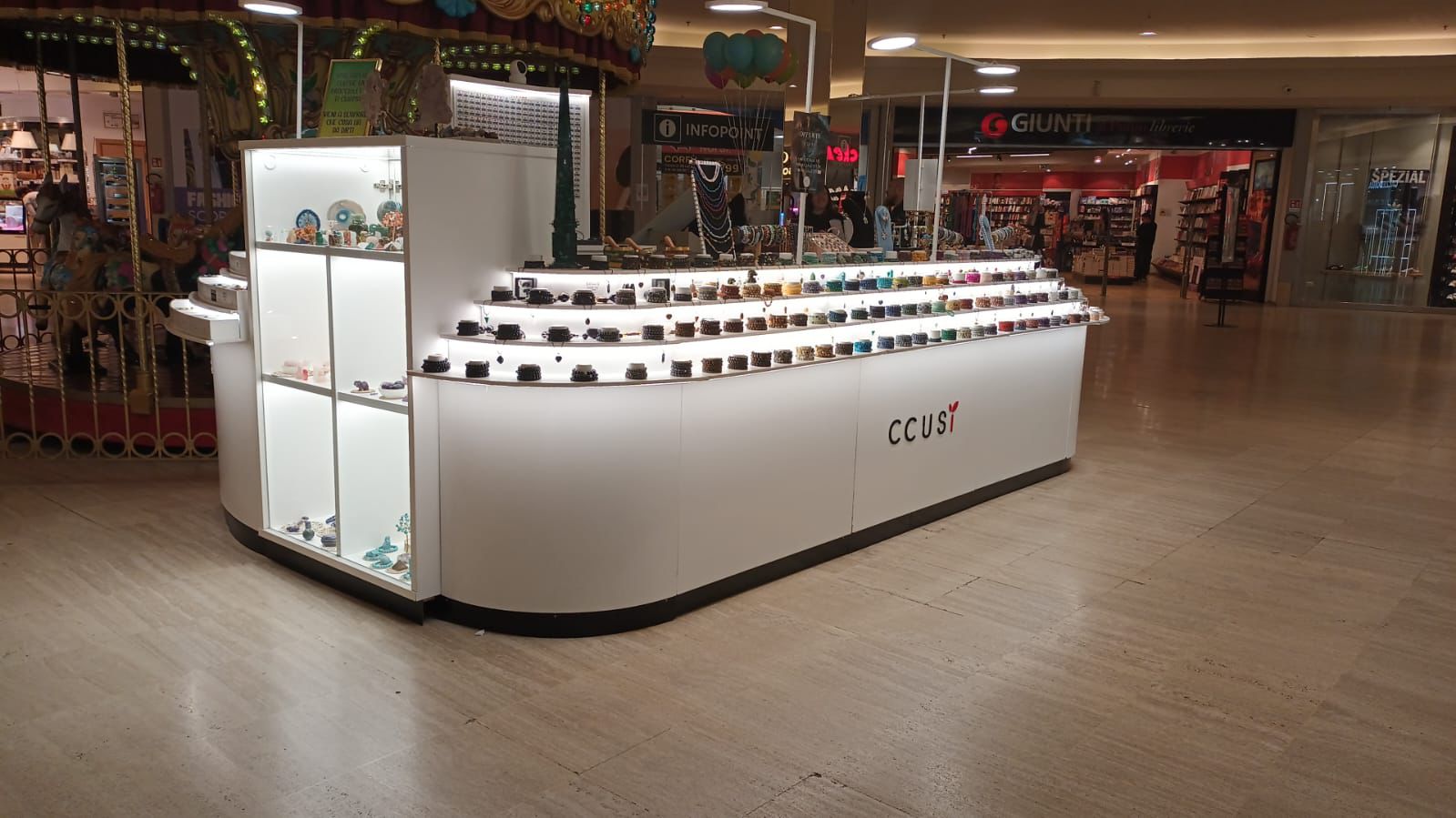 Il Leone Shopping Center