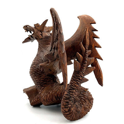 Dragón de madera